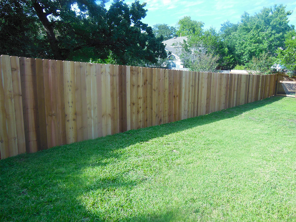 Side yard wooden fence